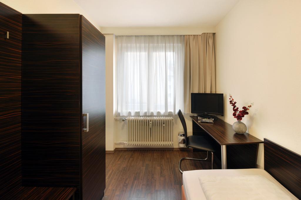 Fair Hotel Frankfurt - An Der Messe Frankfurt am Main Ruang foto