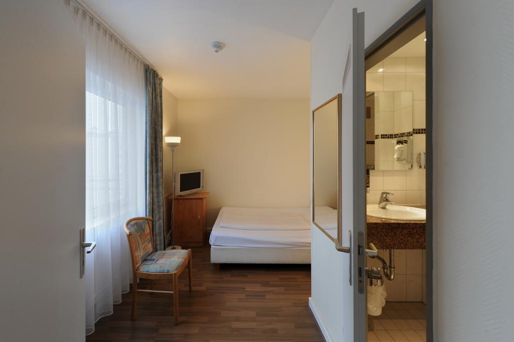 Fair Hotel Frankfurt - An Der Messe Frankfurt am Main Ruang foto