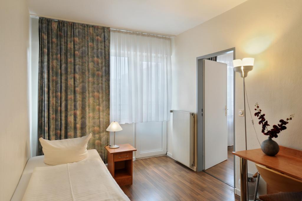 Fair Hotel Frankfurt - An Der Messe Frankfurt am Main Ruang foto