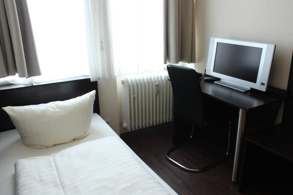 Fair Hotel Frankfurt - An Der Messe Frankfurt am Main Ruang foto